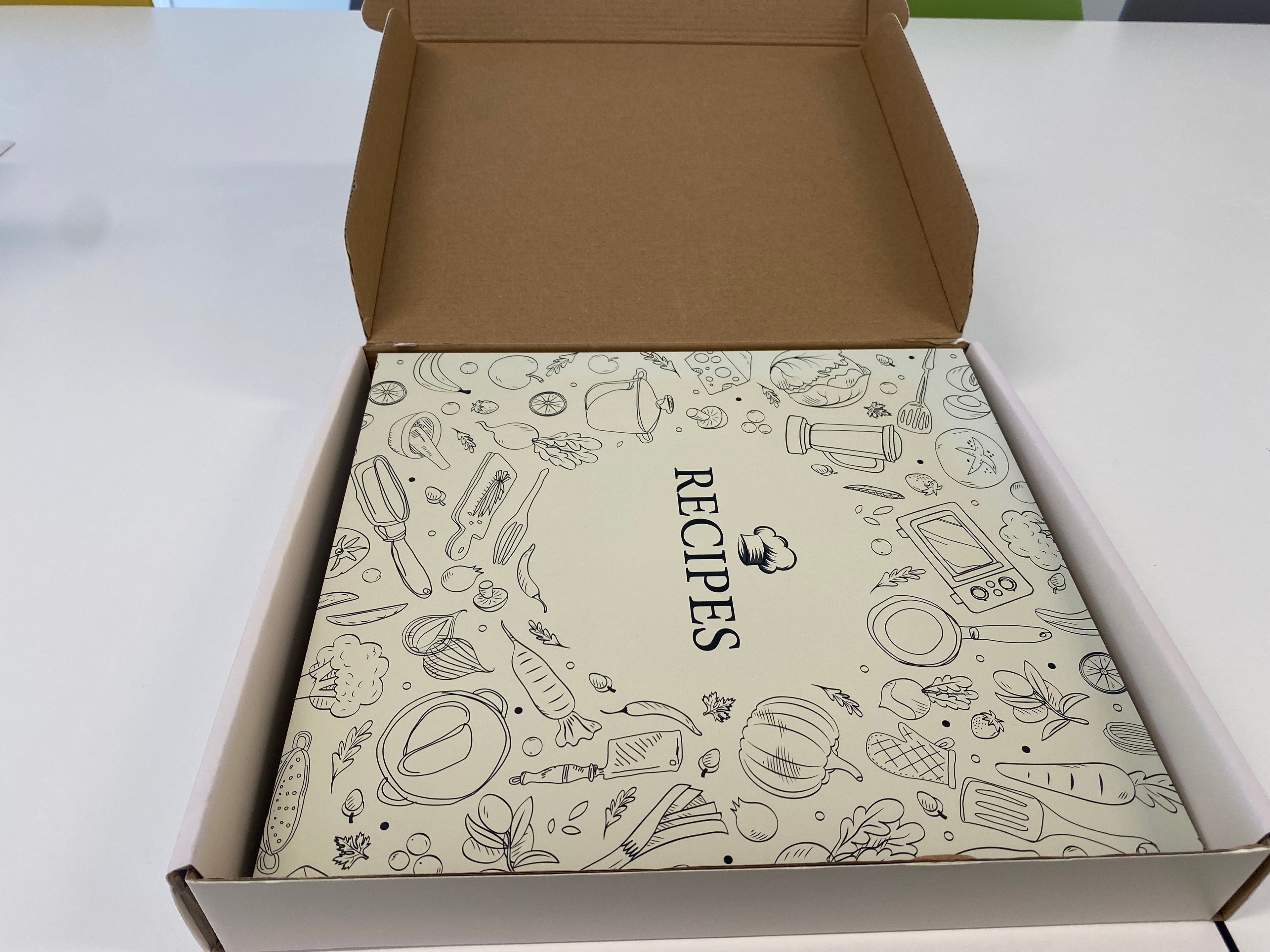 Recipe Binder 8.5x11 3 Ring, Recipe Book to Write in Your own Recipes, Recipe Binder with 60 Plastic Sleeves, 12 Dividers, 60 Blank Recipe Cards, Labels & Stickers, Family Recipe Organizer